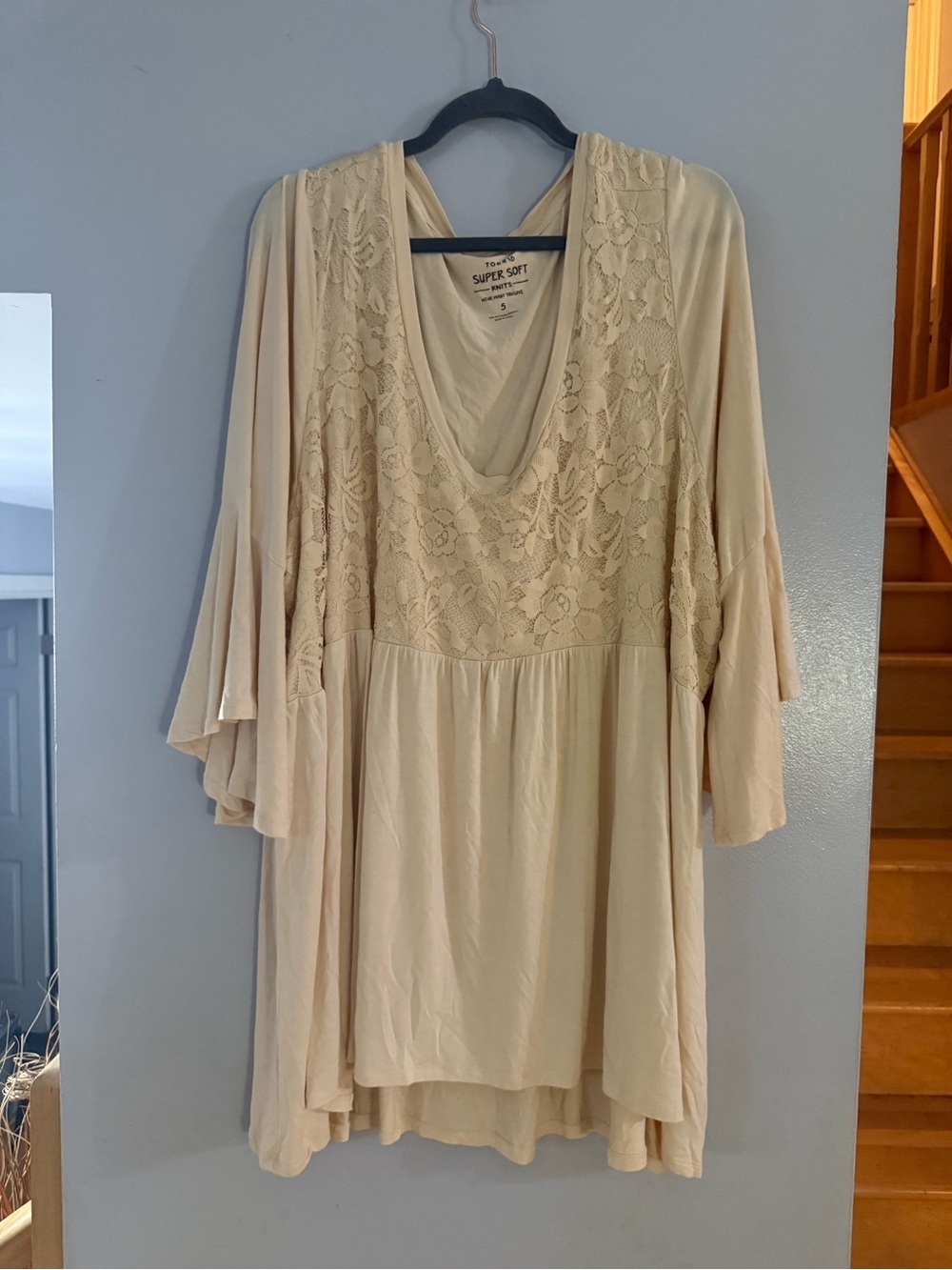 torrid Cream Lace V-Neck Tunic